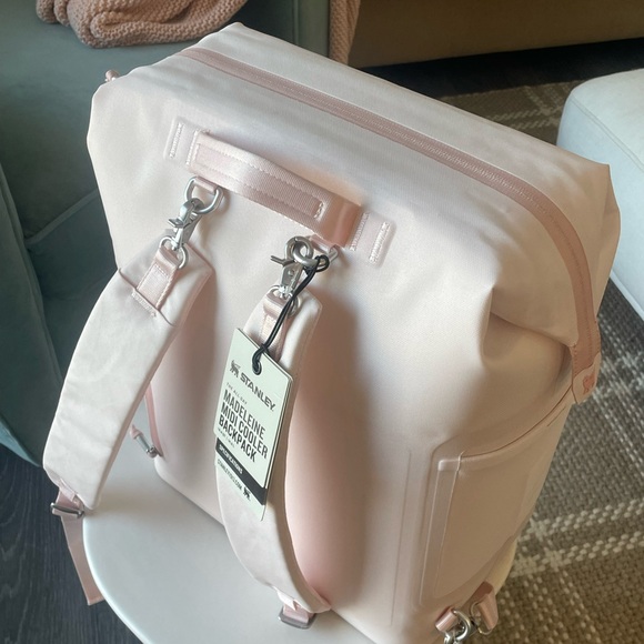 Stanley NWT Light Pink Cooler Bag - Picture 2 of 6